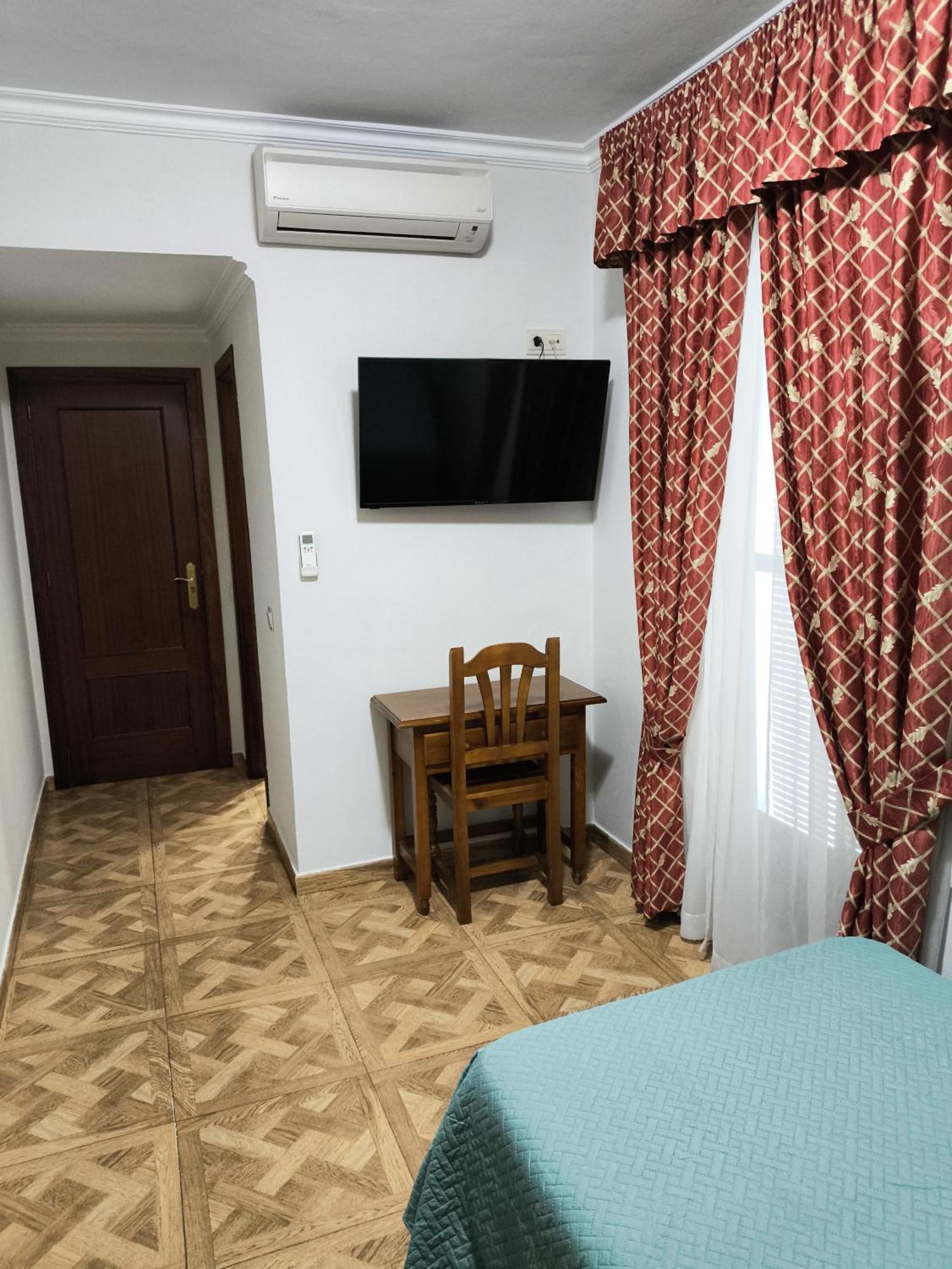 Hostal Bellido Montilla Exteriér fotografie