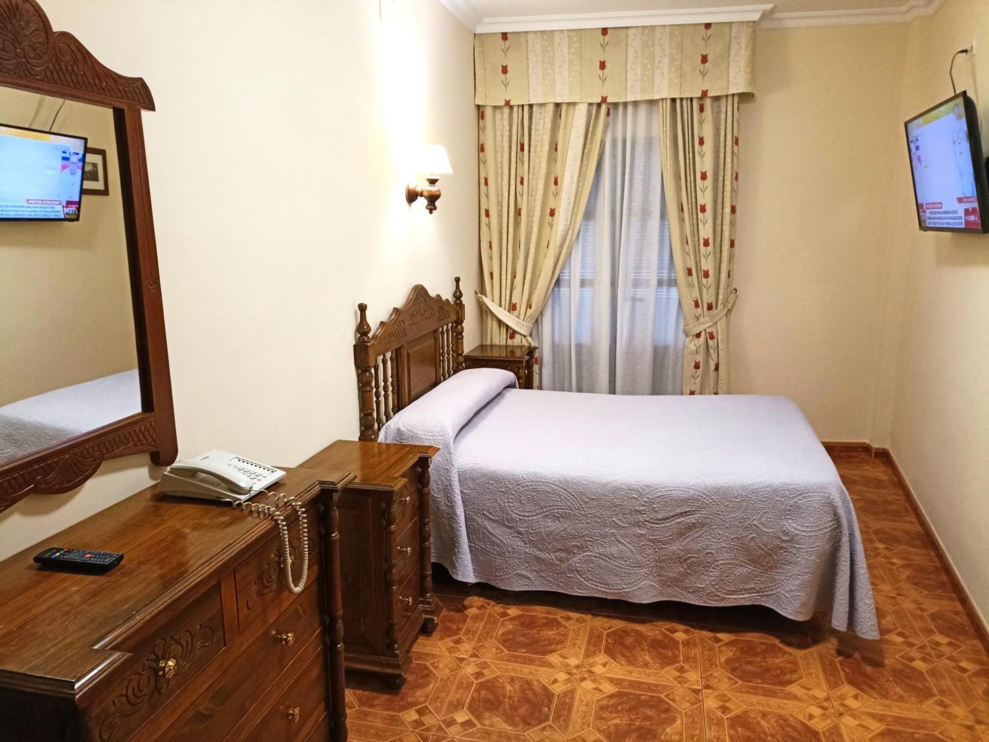 Hostal Bellido Montilla Exteriér fotografie